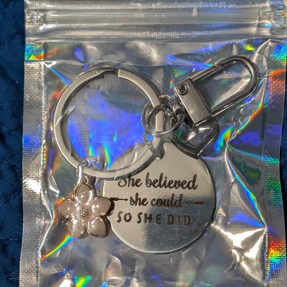 Inspirational Silver Keychain with Flower Charm (New) - Picture 1 of 4